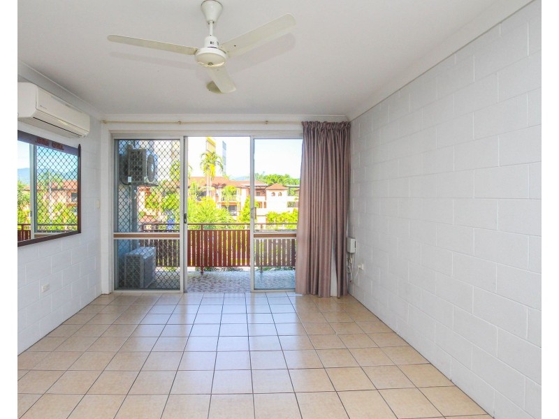 29/186 Lake Street, Cairns North QLD 4870