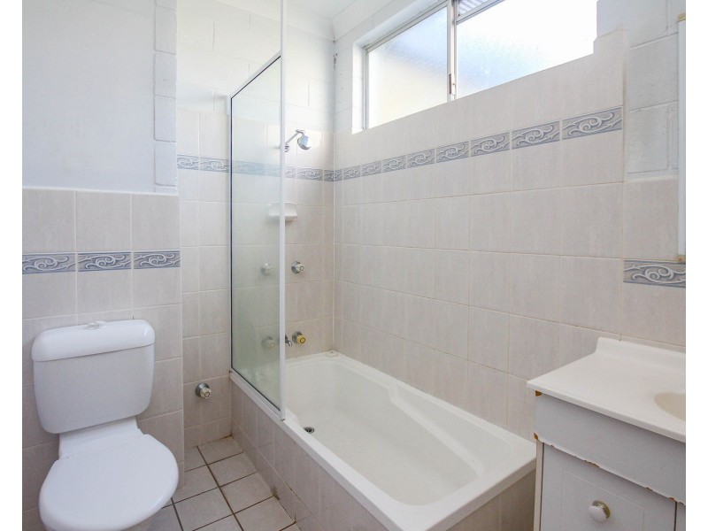 29/186 Lake Street, Cairns North QLD 4870