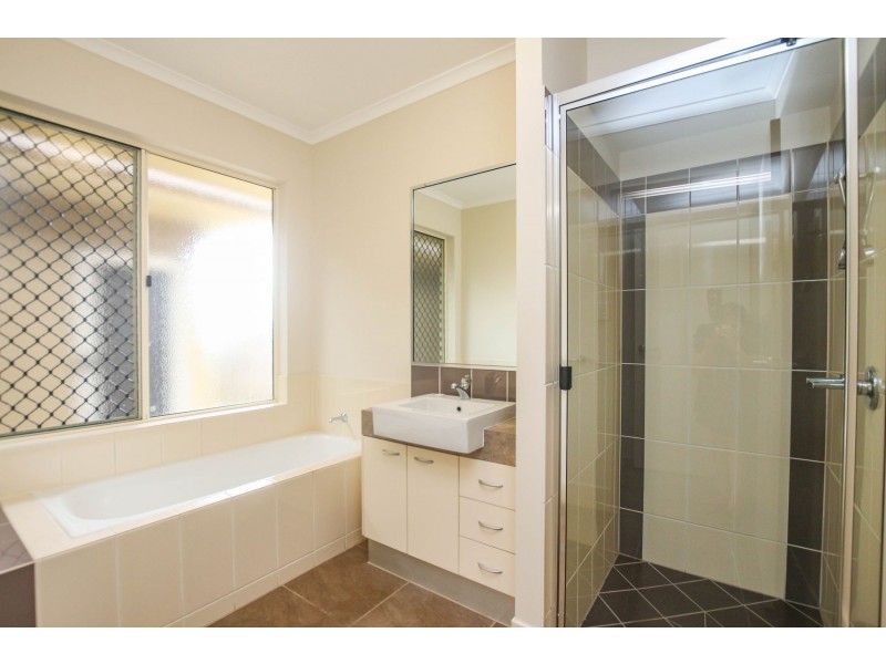 5 Mount Close, Edmonton QLD 4869