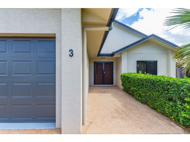 3 Bassett Street, Kanimbla QLD 4870