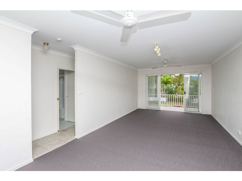 4/8 Springfield Crescent, Manoora QLD 4870