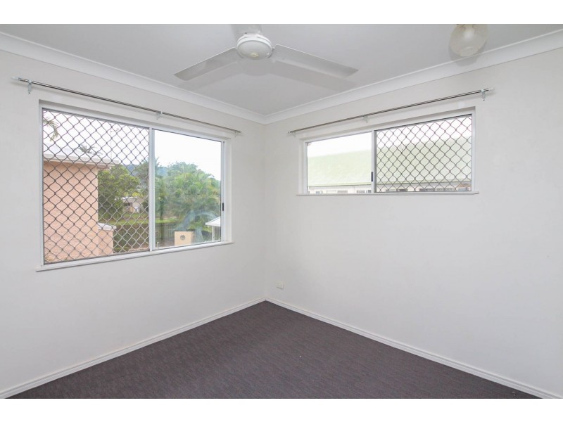 4/8 Springfield Crescent, Manoora QLD 4870