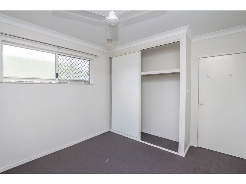 4/8 Springfield Crescent, Manoora QLD 4870