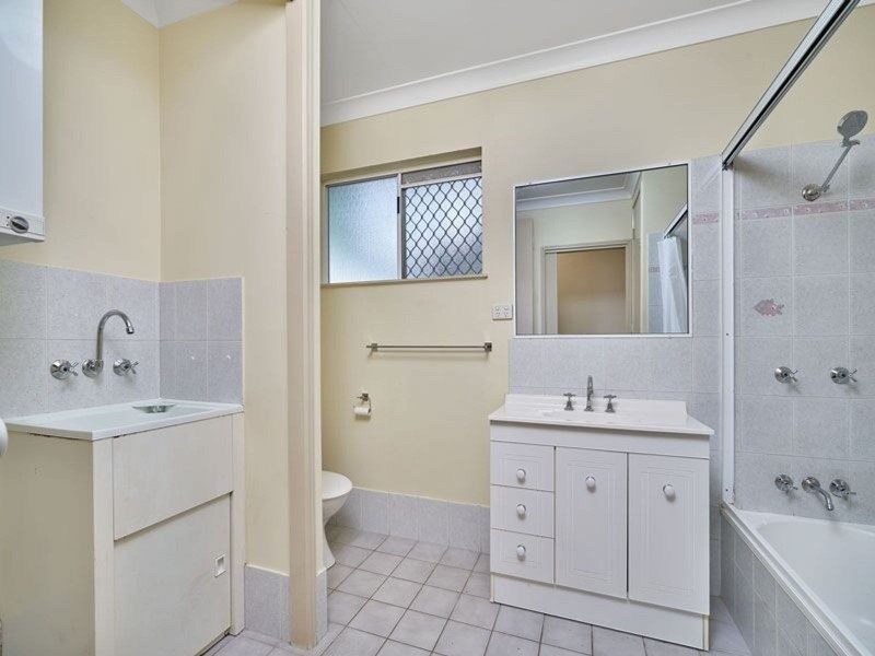 4/8 Springfield Crescent, Manoora QLD 4870