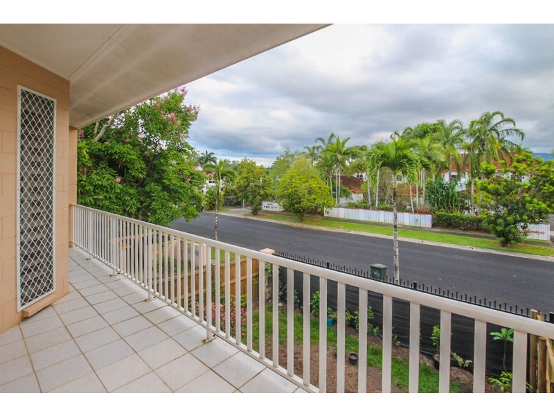 4/8 Springfield Crescent, Manoora QLD 4870