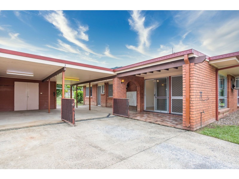 3 Pepperina Street, Mooroobool QLD 4870