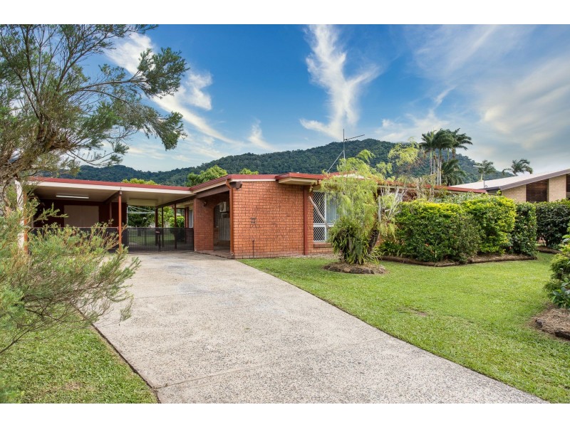 3 Pepperina Street, Mooroobool QLD 4870