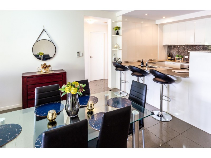 201/174 Grafton Street, Cairns City QLD 4870