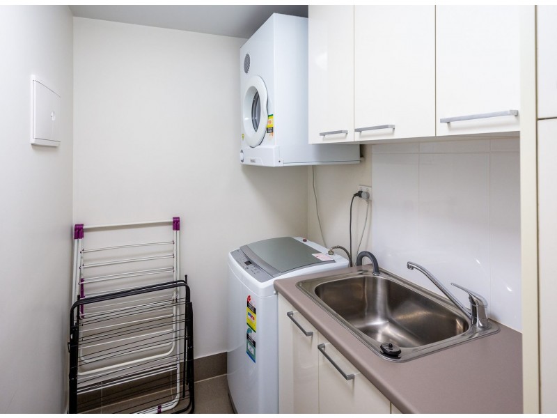 201/174 Grafton Street, Cairns City QLD 4870