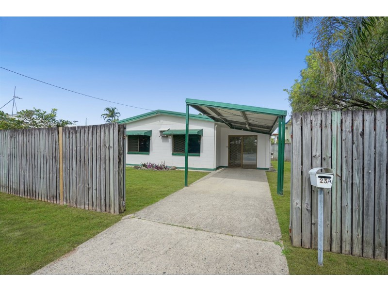 23A Earl Street, Westcourt QLD 4870
