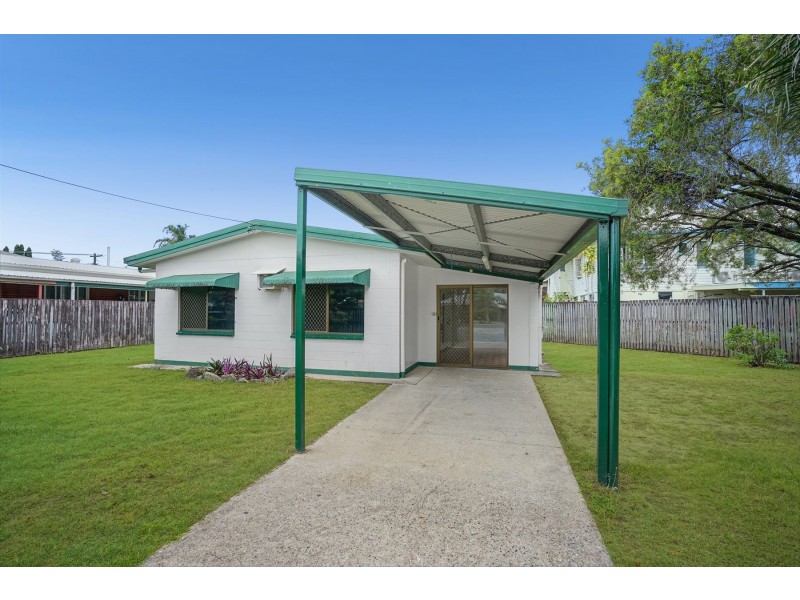 23A Earl Street, Westcourt QLD 4870
