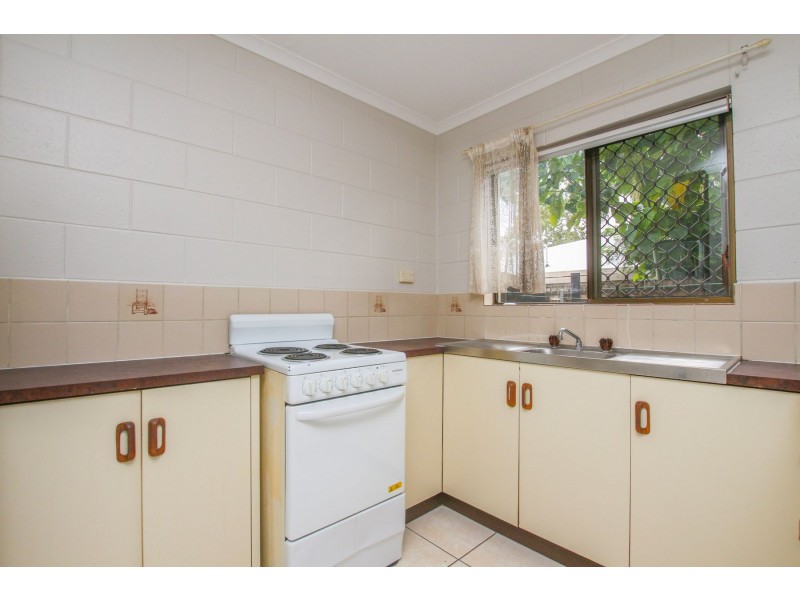 6/17 Sandown Close, Woree QLD 4868