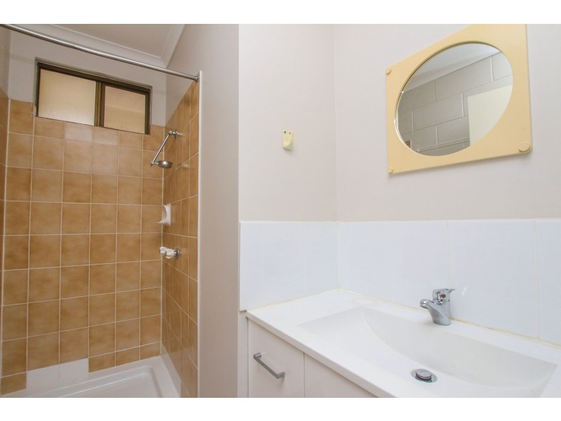 6/17 Sandown Close, Woree QLD 4868