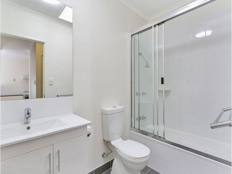 4/23 Mintaro Crescent, Woree QLD 4868