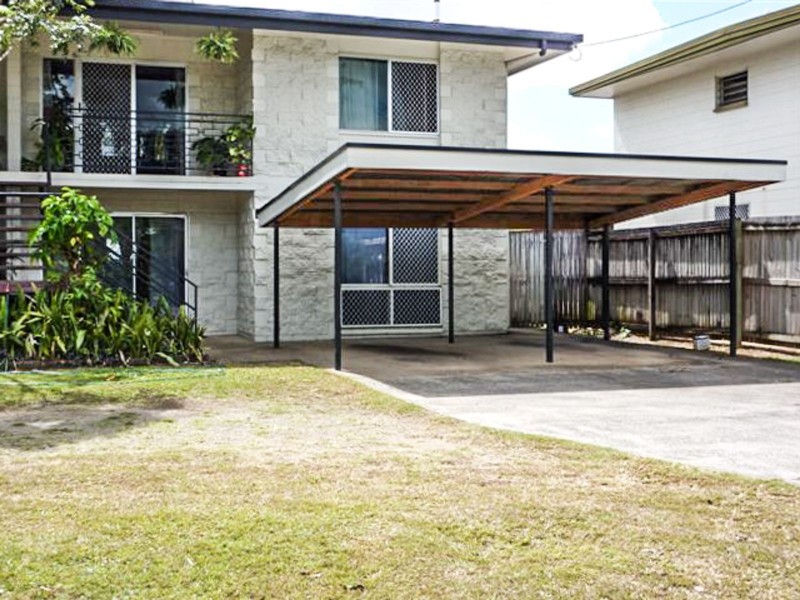 2/35 Sondrio Street, Woree QLD 4868