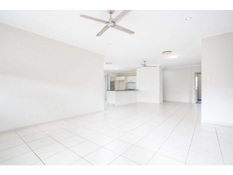 9 Mullock Place, Edmonton QLD 4869