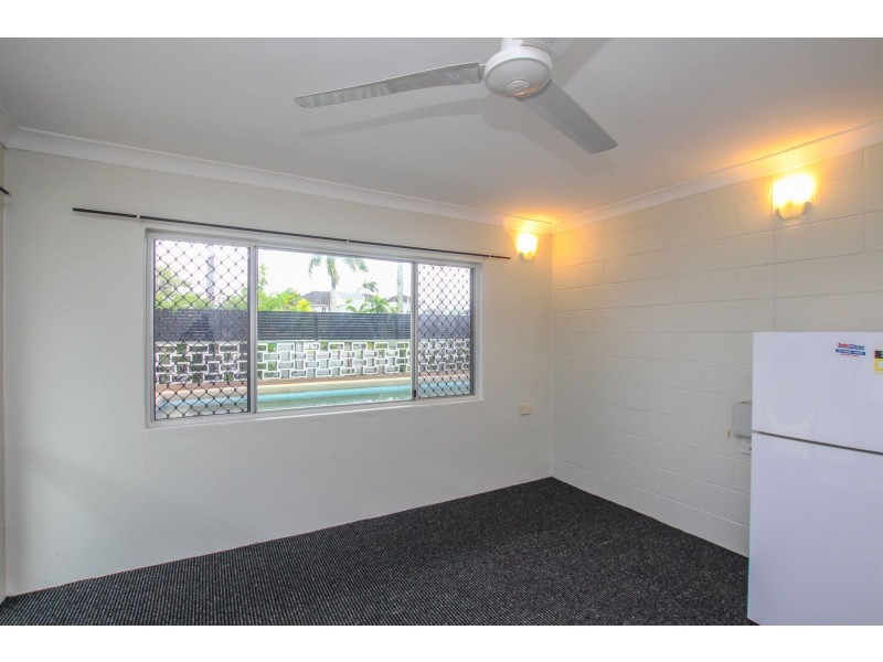 1/248 Sheridan Street, Cairns North QLD 4870