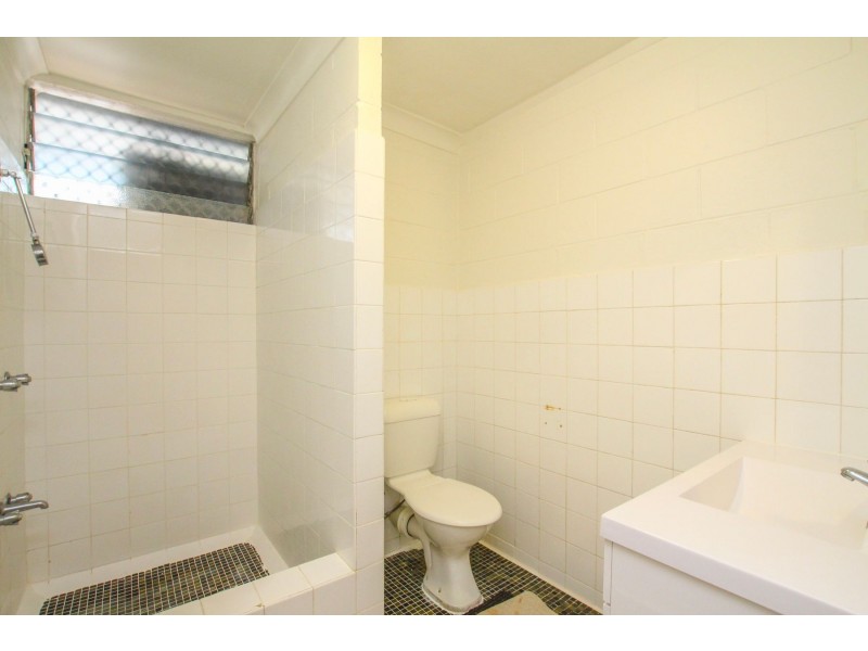 1/248 Sheridan Street, Cairns North QLD 4870