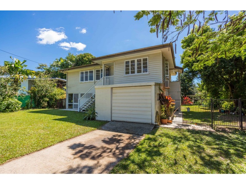 48 Henley Street, Earlville QLD 4870