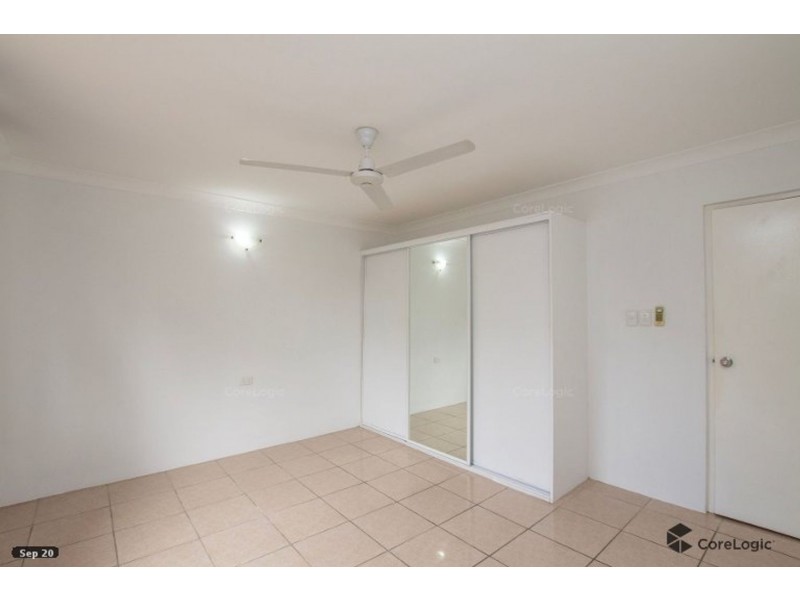 1/347 Lake Street, Cairns North QLD 4870