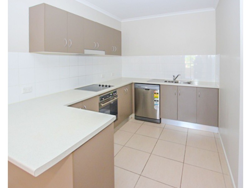 219/92-98 Digger Street, Cairns North QLD 4870