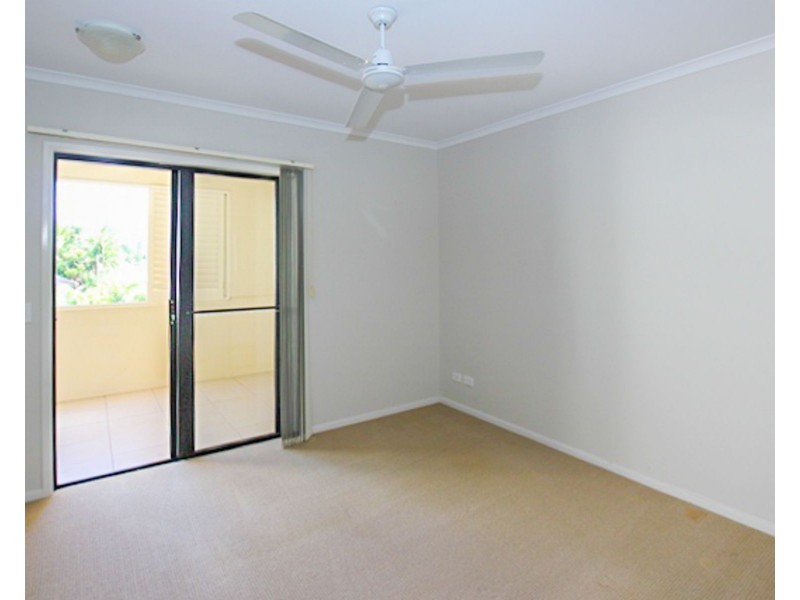 219/92-98 Digger Street, Cairns North QLD 4870