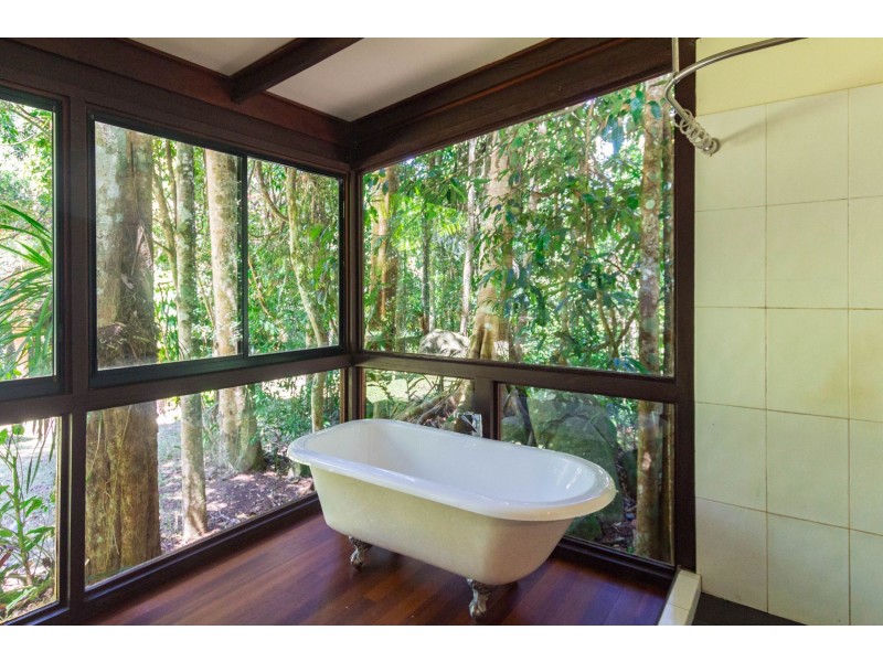 3067R Gillies Range Road, Lake Barrine QLD 4884