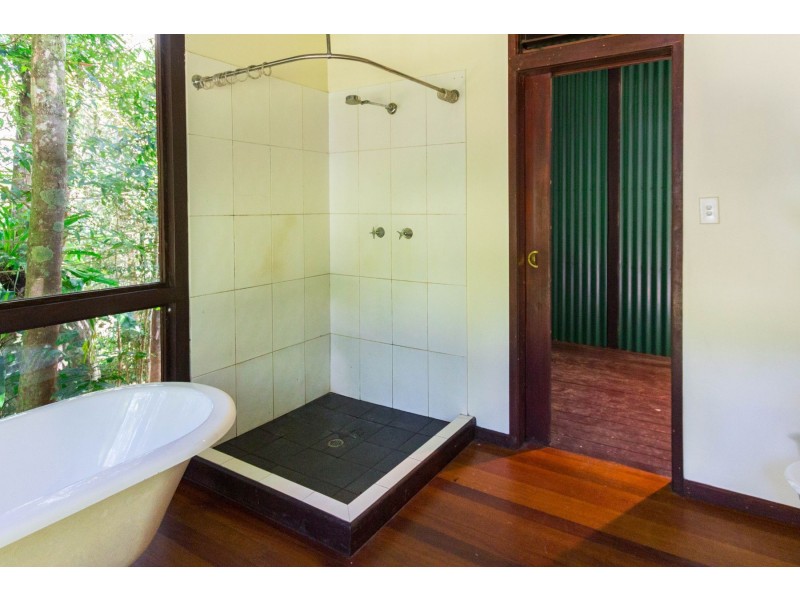 3067R Gillies Range Road, Lake Barrine QLD 4884