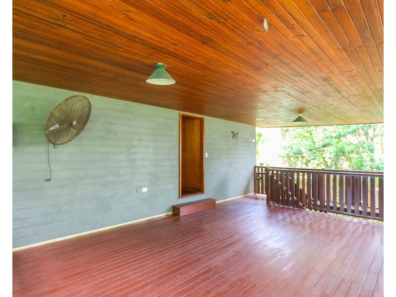 9 Rose Street, Westcourt QLD 4870