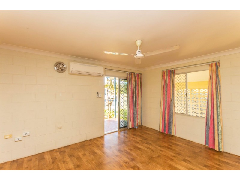 2/39 Balaclava Road, Earlville QLD 4870