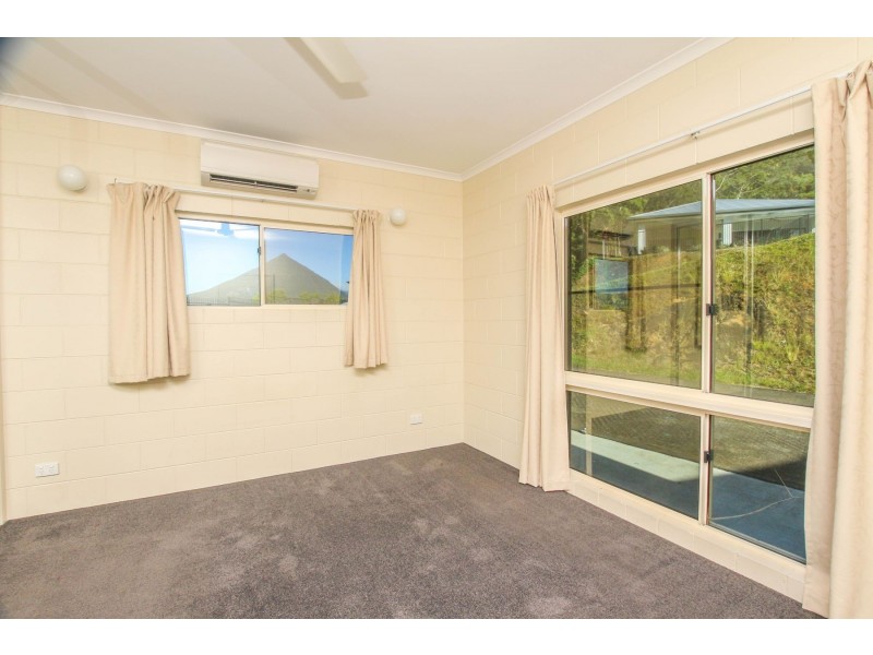 2 Gadaloff Close, Gordonvale QLD 4865