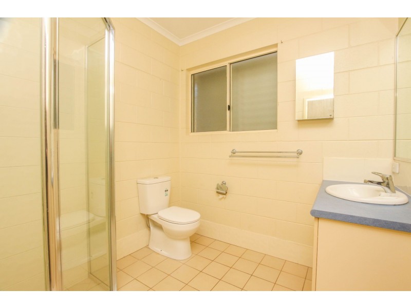 2 Gadaloff Close, Gordonvale QLD 4865