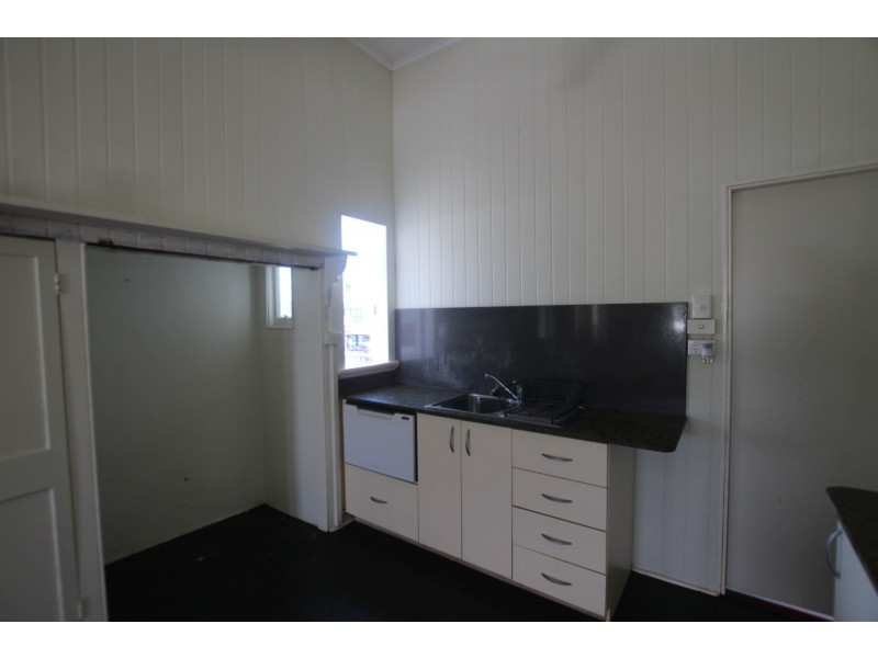 24A Lily Street, Cairns North QLD 4870