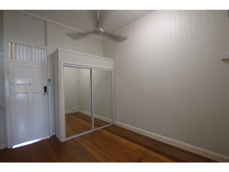 24A Lily Street, Cairns North QLD 4870