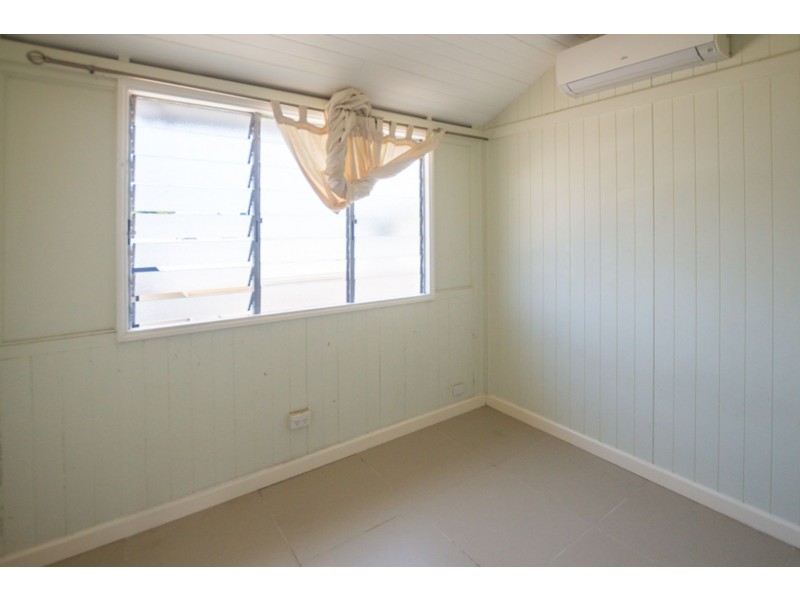 24A Lily Street, Cairns North QLD 4870