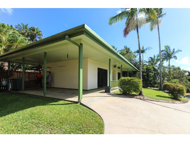 1 Darkin Close, Smithfield QLD 4878