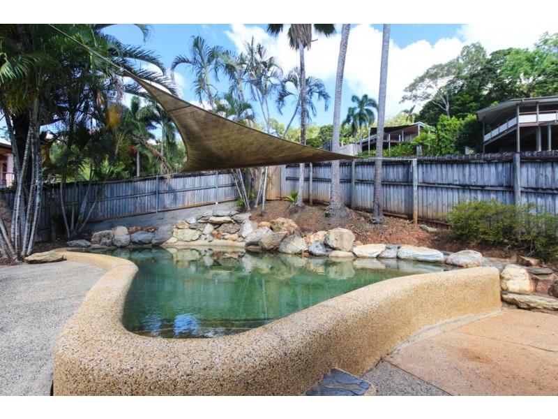 1 Darkin Close, Smithfield QLD 4878