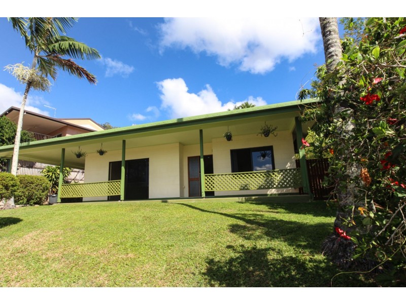 1 Darkin Close, Smithfield QLD 4878