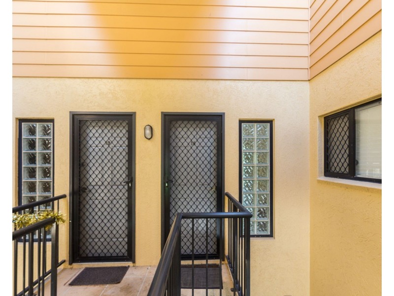 18/2-4 McGuigan Street, Earlville QLD 4870