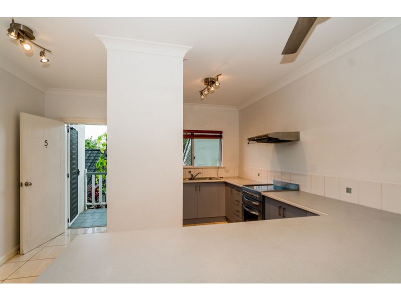 5/13 Grantala Street, Manoora QLD 4870