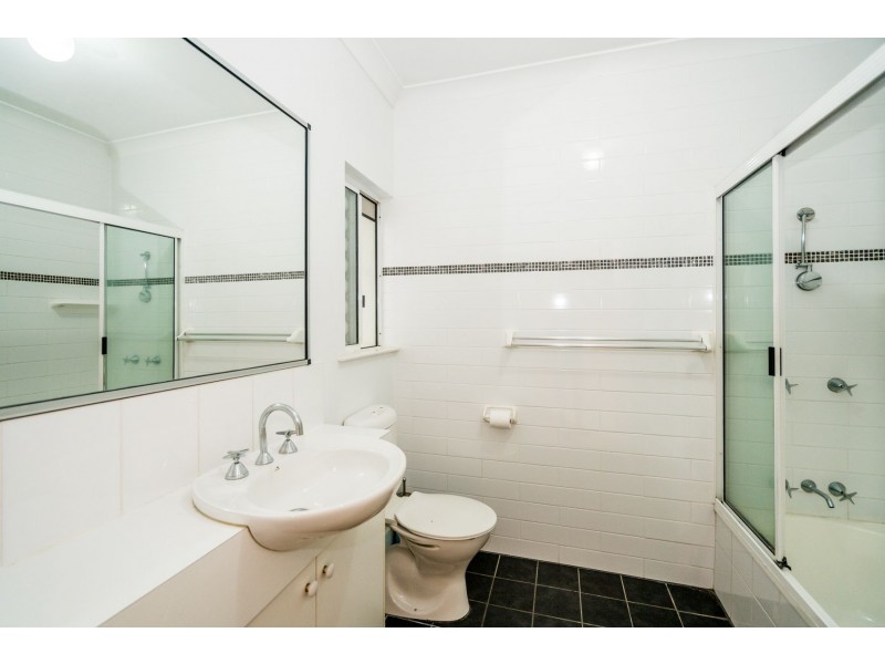 5/13 Grantala Street, Manoora QLD 4870