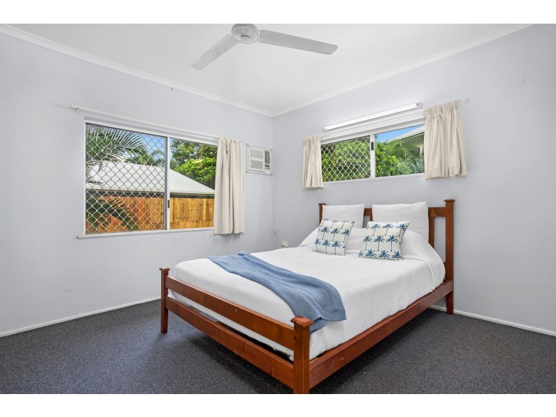 4 Kestrel Street, Bayview Heights QLD 4868