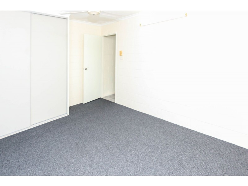 6/15 Curtin Street, Westcourt QLD 4870