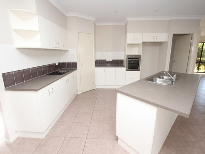 48 Oakblue Drive, Mount Sheridan QLD 4868