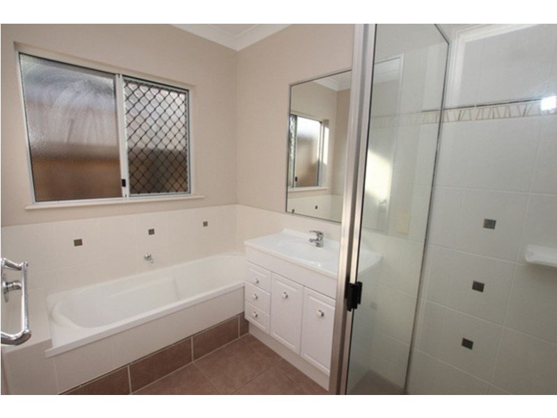 48 Oakblue Drive, Mount Sheridan QLD 4868