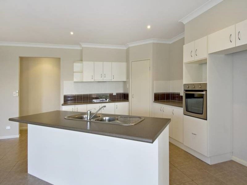 48 Oakblue Drive, Mount Sheridan QLD 4868