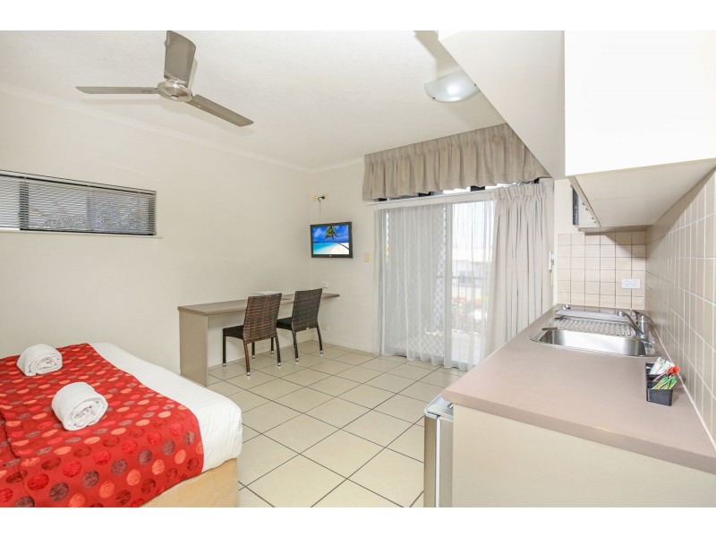 1019-1020/3 Water Street, Cairns City QLD 4870