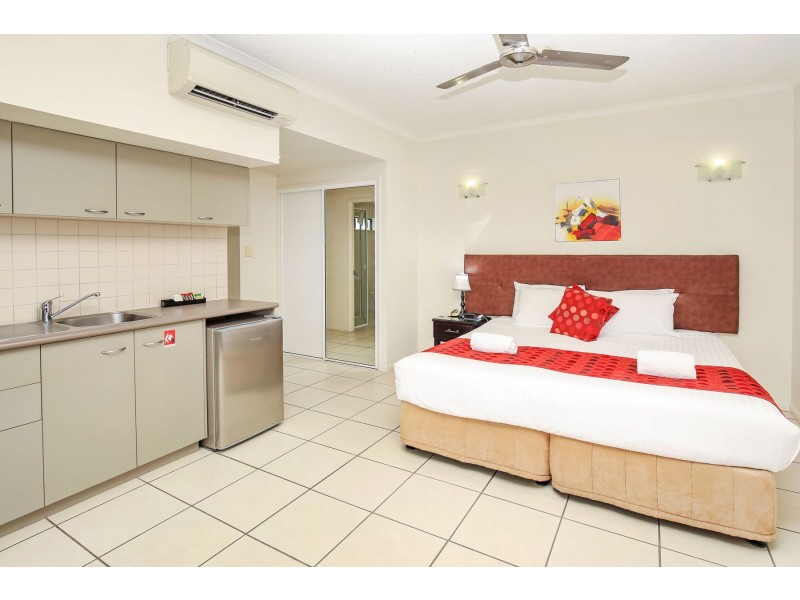 1019-1020/3 Water Street, Cairns City QLD 4870