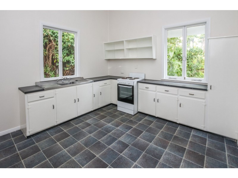 454 Severin Street, Manunda QLD 4870