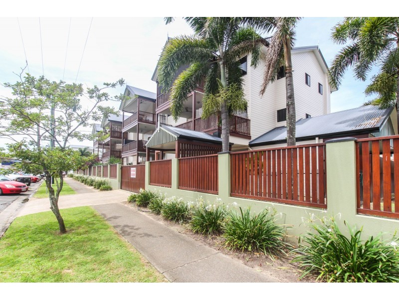 10/378 McLeod Street, Cairns North QLD 4870